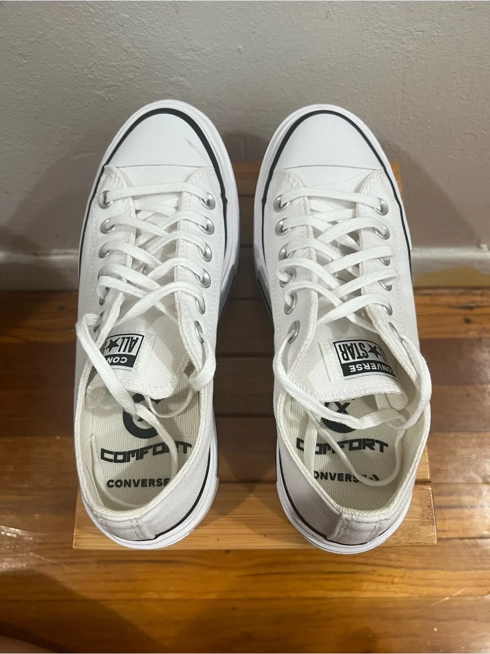 Converse Chuck Taylor All Star Double Stack Platform Sneakers Women’s 7 White